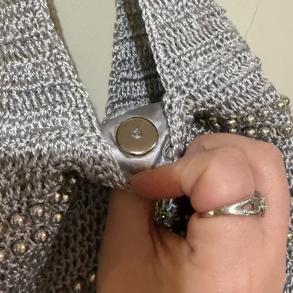 Elegant Silver Beaded Crocheted Women's Bag - Picture 4 of 9